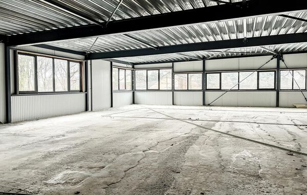 Commerciële building te huur in Kinrooi