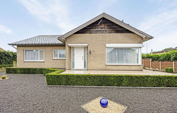 Huis te koop in Maaseik