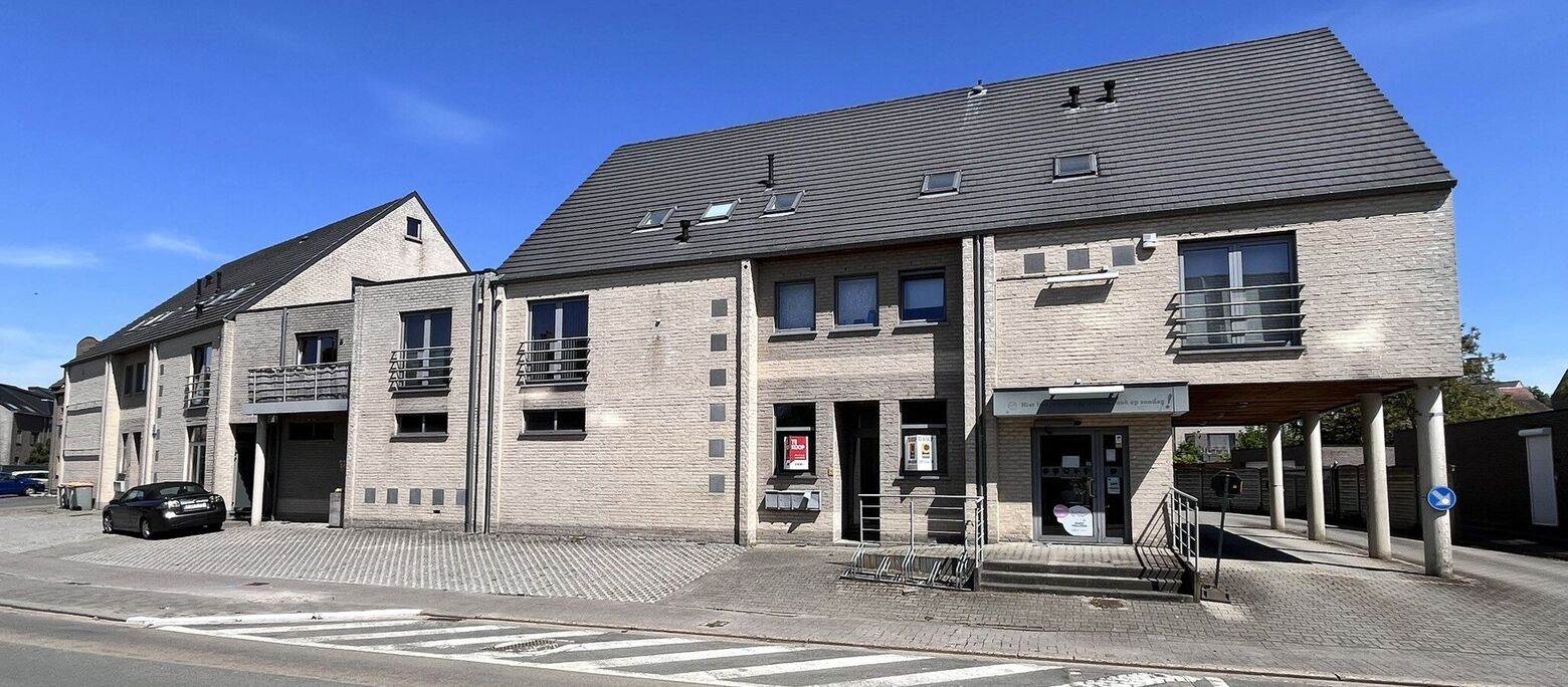 App.complex gemengd gebruik te koop in As