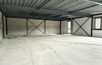 Commerciële building te huur in Kinrooi