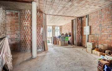 Gebouw voor gemengd gebruik te koop in Bree