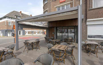 Gebouw voor gemengd gebruik te koop in Maasmechelen