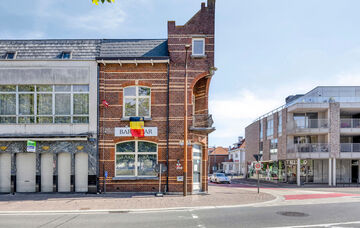 Gebouw voor gemengd gebruik te koop in Maasmechelen
