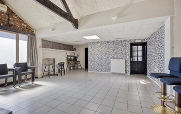 Gebouw voor gemengd gebruik te koop in Maasmechelen