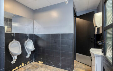 Gebouw voor gemengd gebruik te koop in Maasmechelen