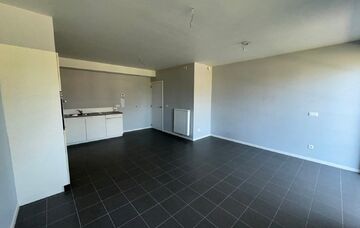 Gelijkvloerse verdieping te huur in Peer